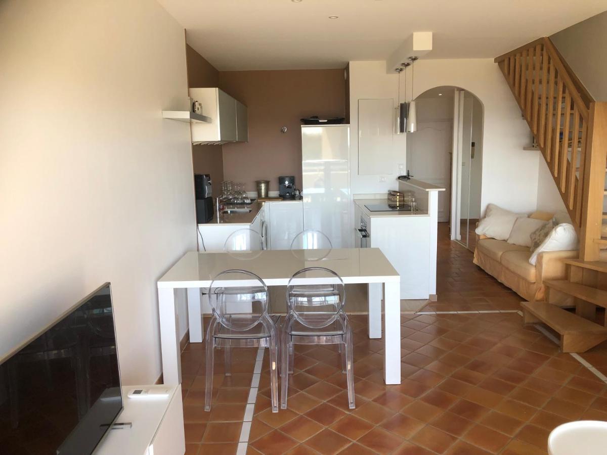 Ramatuelle Saint Tropez, En Front De Mer Екстер'єр фото